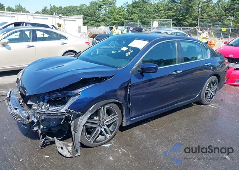 2017 Honda Accord Sport Se z USA, uszkodzony, nr VIN 1HGCR2F15HA221003